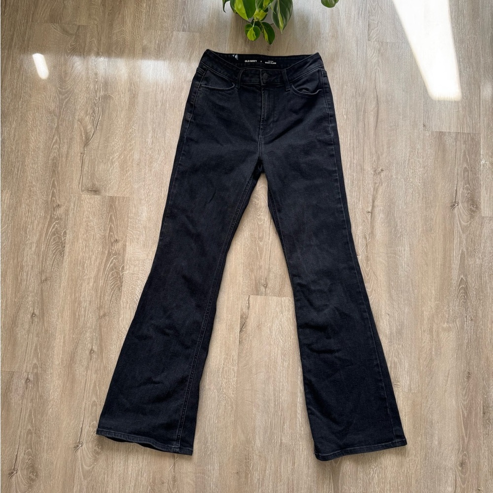 Old Navy black wow flare black jeans size 2 - Picture 3 of 6